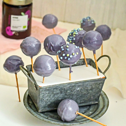 Cake-pops cu gem de afine